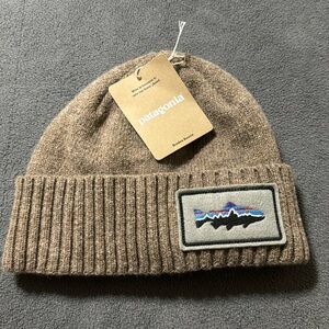 NWT Men’s Patagonia Brodeo Beanie